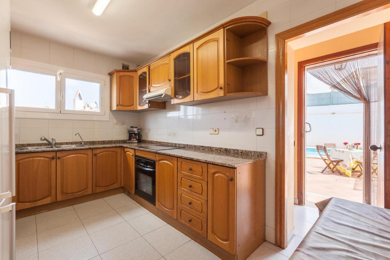 Villa Lilia Vilanova i la Geltrú Eksteriør bilde