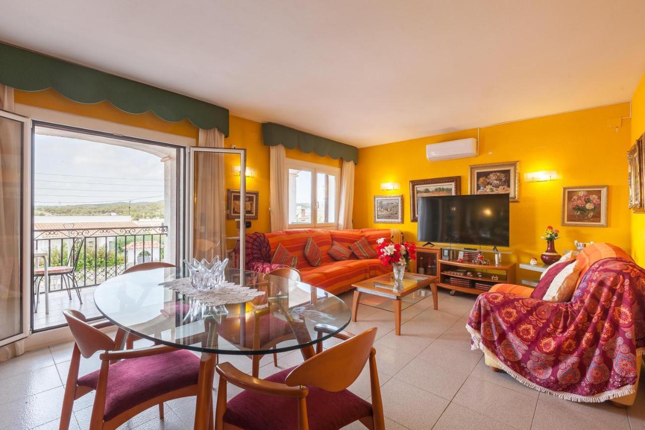 Villa Lilia Vilanova i la Geltrú Eksteriør bilde